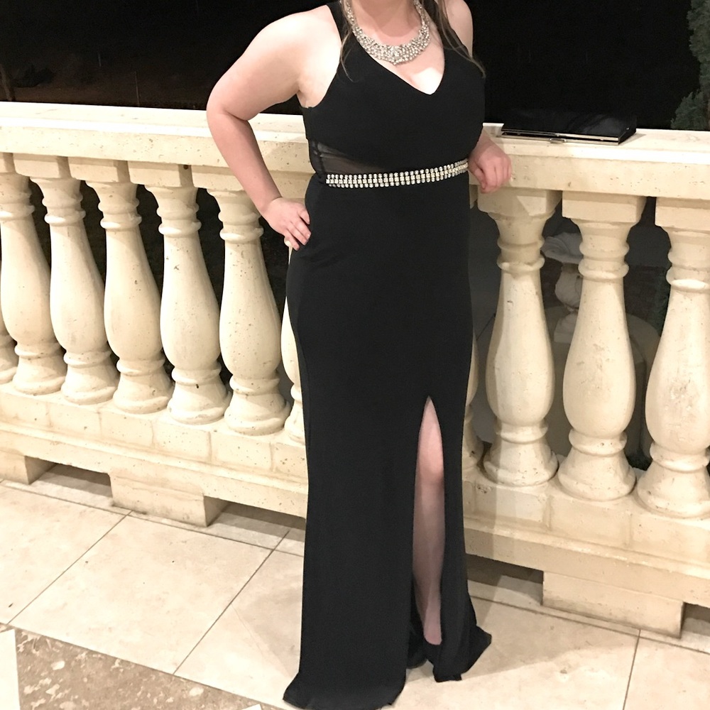 Floor length black mid slit prom dress
